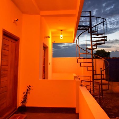 Dkv Beach View Bahur Exterior photo