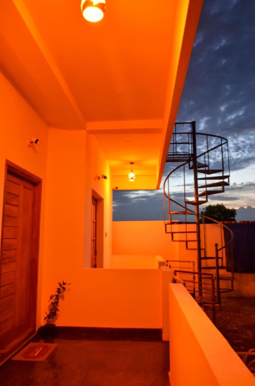Dkv Beach View Bahur Exterior photo